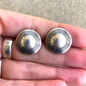 Vintage sterling 925 silver earrings. Southwestern Aztec style